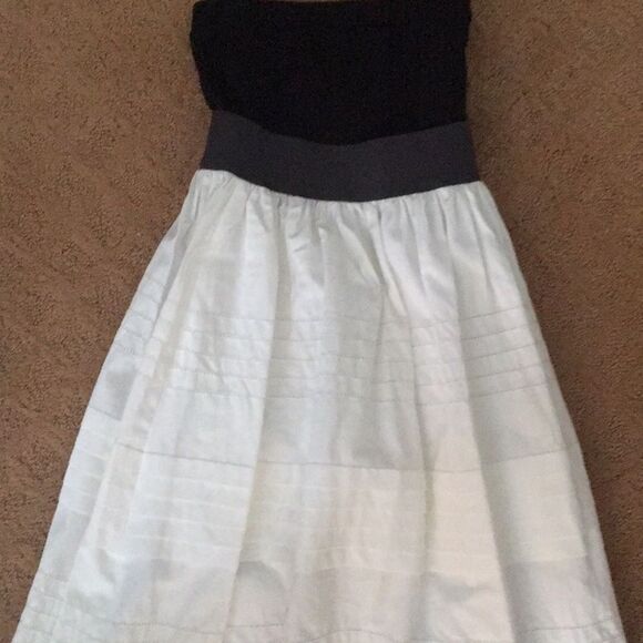 Egan Greece Tube Theory Black/White strapless dress - size 0 - Picture 4 of 4